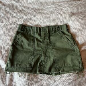 Women's vintage army green mini cargo skirt